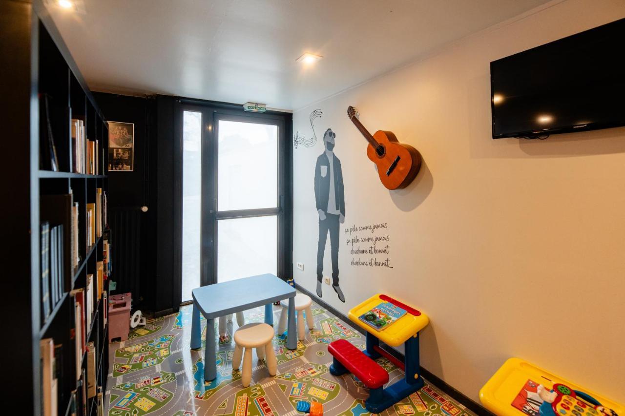 Logis Hotel Restaurant Des Acacias Lille Neuville En Ferrain Neuville-en-Ferrain Kültér fotó