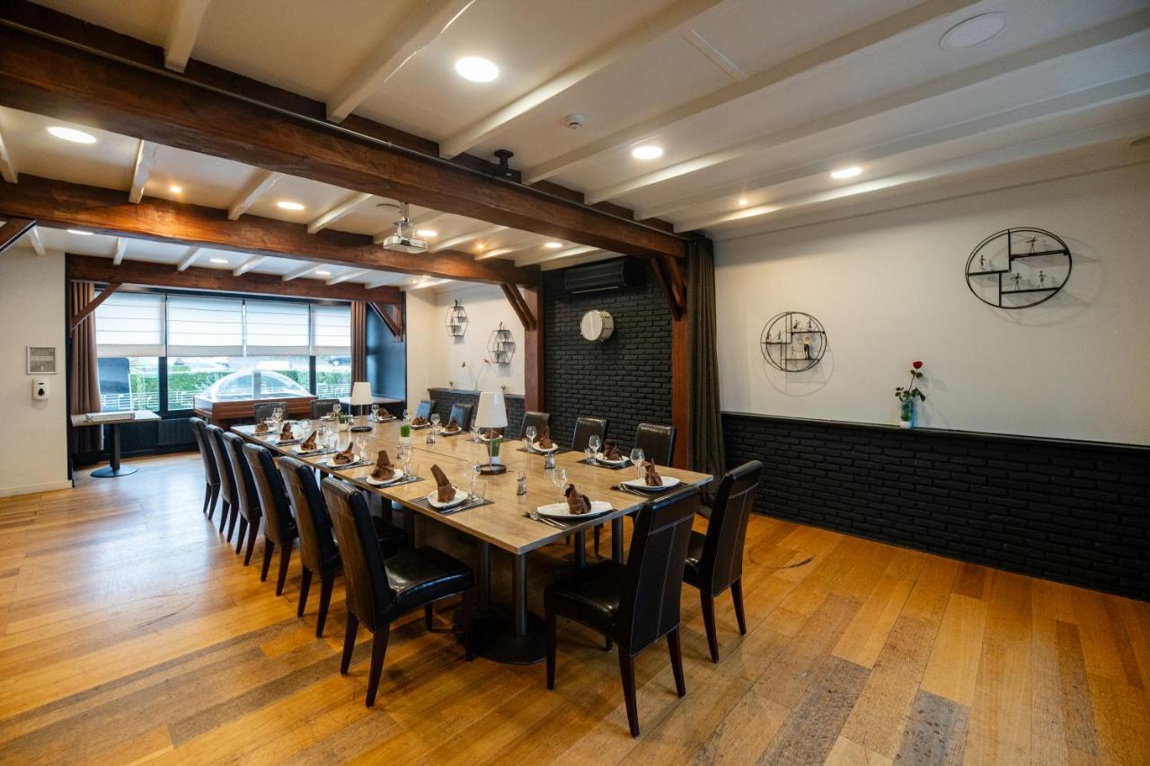 Logis Hotel Restaurant Des Acacias Lille Neuville En Ferrain Neuville-en-Ferrain Kültér fotó